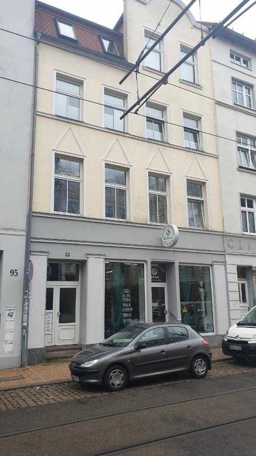 Goethe 3 - Mitten Im Zentrum Von Schwerin シュヴェリーン エクステリア 写真